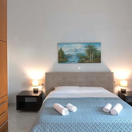 Private Spacious Apartment 雅典 外观 照片
